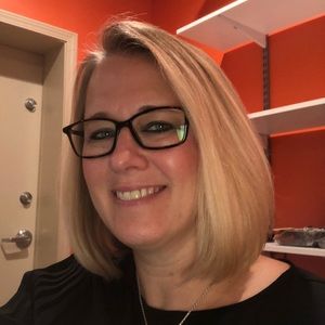 Meet your Posher, Melissa